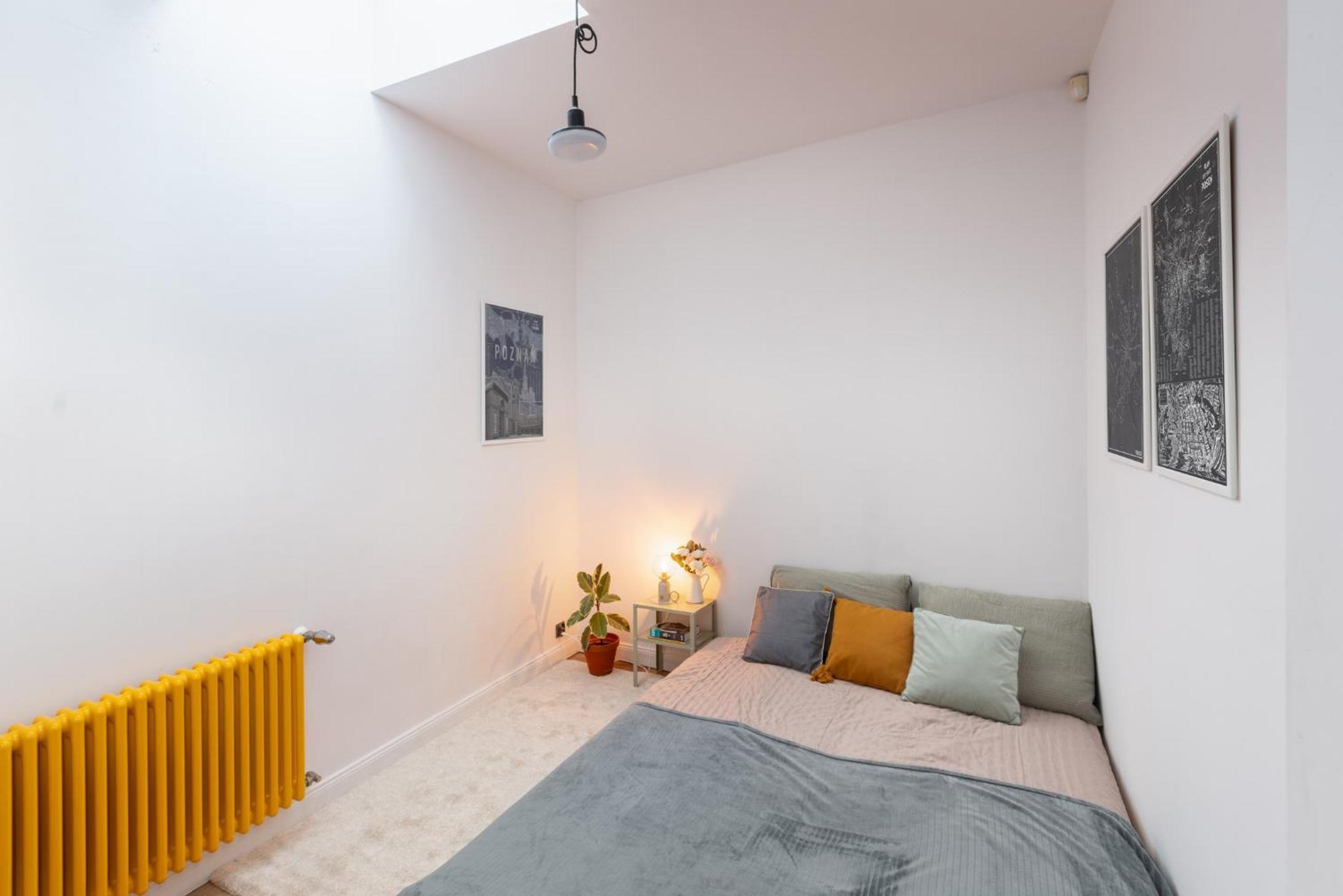 With A Roof Terrace Apartment *