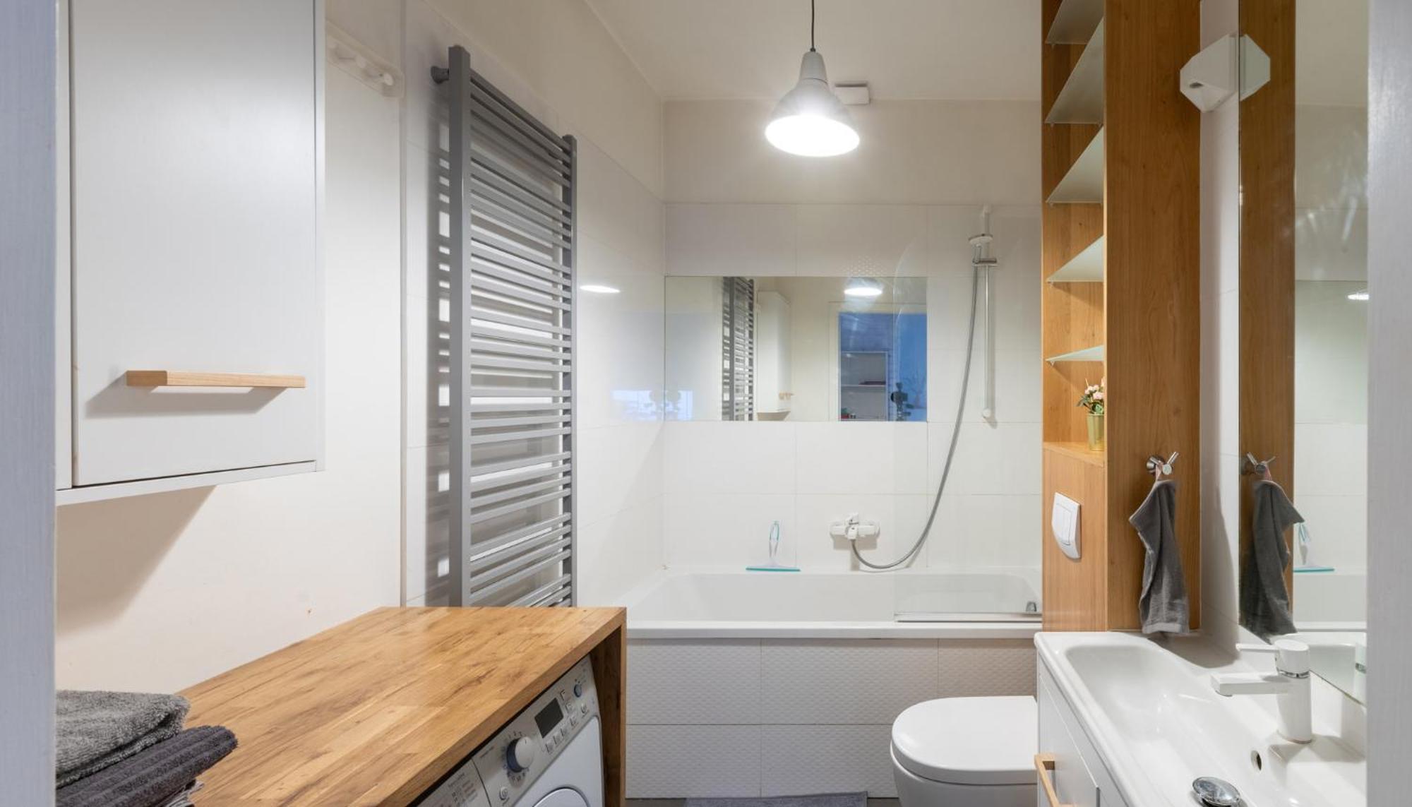 With A Roof Terrace Apartment *